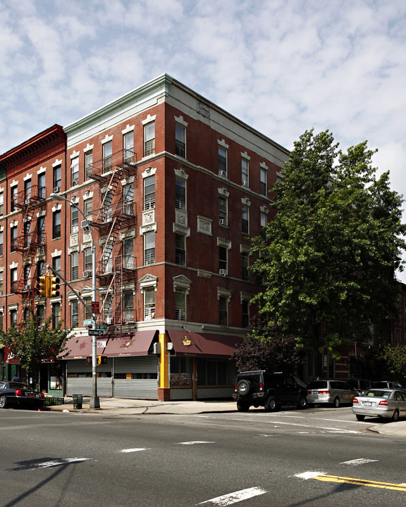 1974-1796 Amsterdam Ave in New York, NY - Foto de edificio