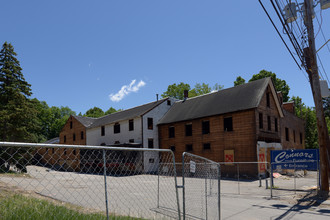 Wayside Condominiums in Canton, MA - Building Photo - Building Photo