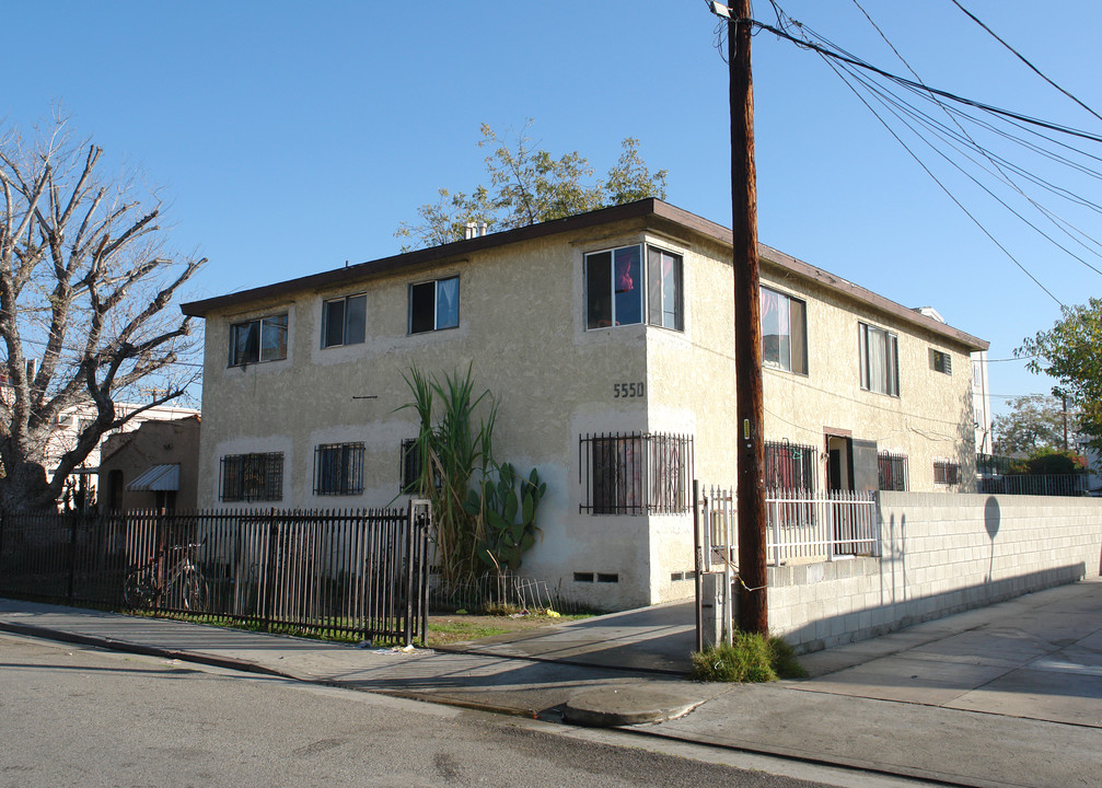 5550 Bonner Ave in North Hollywood, CA - Building Photo