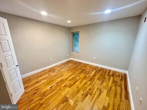 439 Wiota St in Philadelphia, PA - Building Photo - Building Photo