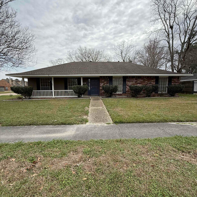 property at 3011 Cavalier Dr