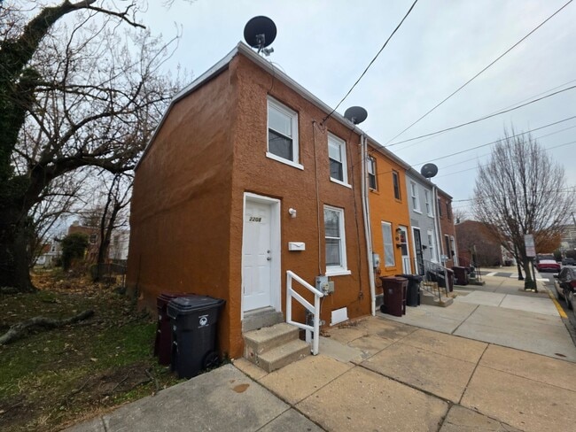 2208 Lamotte St in Wilmington, DE - Building Photo - Building Photo