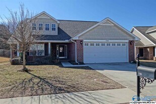 106 NW Wittington Ln in Madison, AL - Building Photo