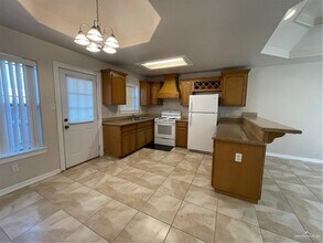700 W Bahamas in Pharr, TX - Building Photo - Building Photo