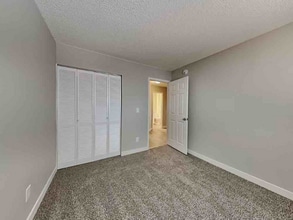 6930 Sugar Creek Cir in Colorado Springs, CO - Foto de edificio - Building Photo