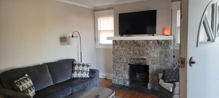 2121 12th Ave S, Unit A in Nashville, TN - Building Photo - Building Photo