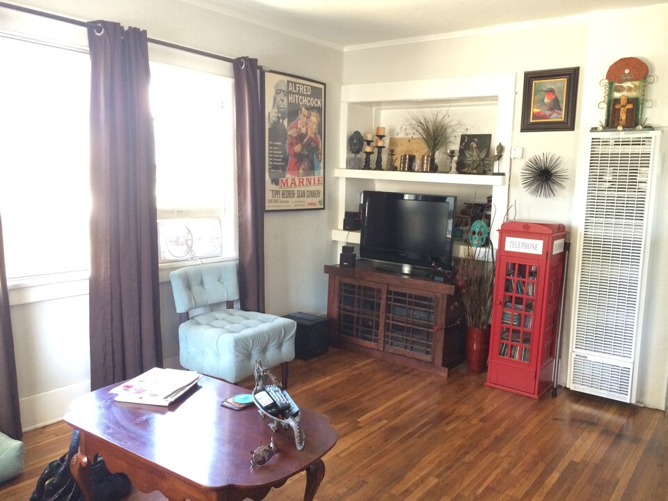 1453 Echo Park Avenue, Unit 1453.5 in Los Angeles, CA - Foto de edificio