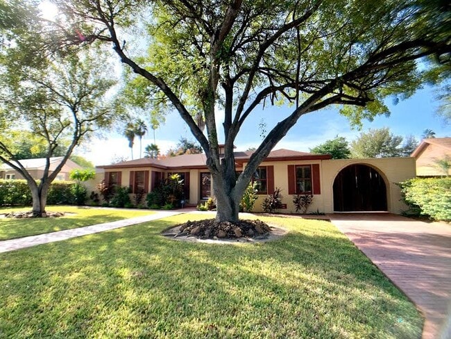 property at 1209 Orange Ave