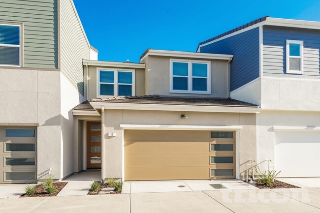 property at 6 Adella Pl