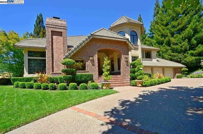 property at 5045 Blackhawk Dr