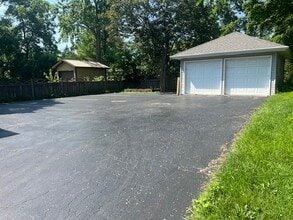 4052 Old Grand Ave in Gurnee, IL - Building Photo - Building Photo