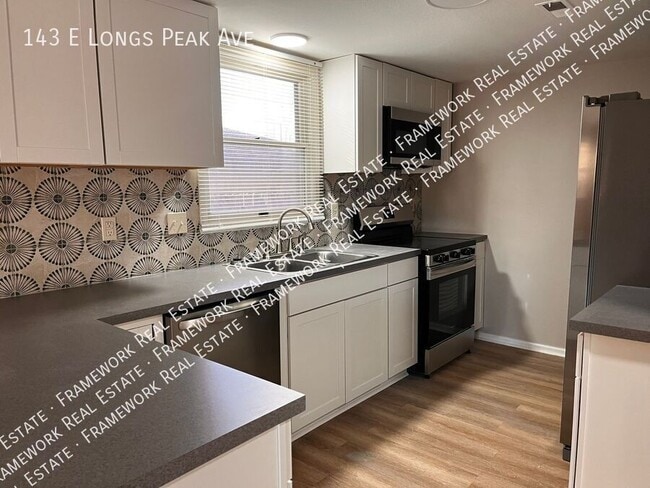 143 E Longs Peak Ave