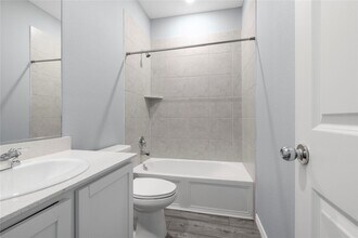 2132 Whispering Sage blvd, Unit Lower in Royse City, TX - Building Photo - Building Photo