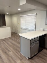 245 Abrams Way in Fruit Heights, UT - Building Photo - Building Photo