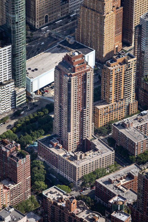 Liberty Court in New York, NY - Building Photo