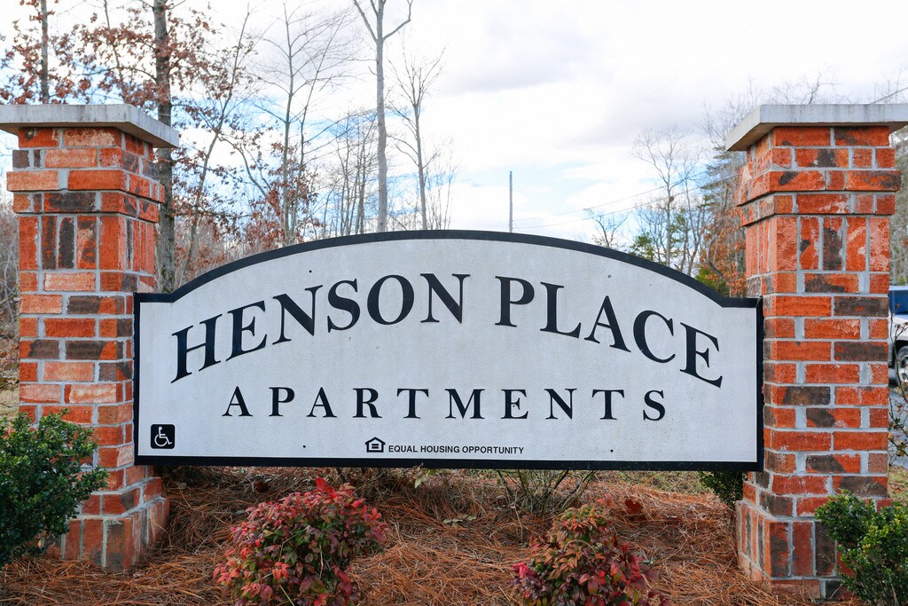 Henson Place Apartments Albemarle, NC Apartments For Rent