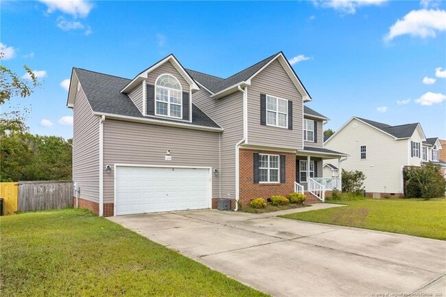 4278 Home Stretch Dr in Parkton, NC - Building Photo - Building Photo