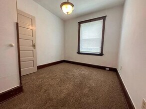 3550 Woodburn Ave in Cincinnati, OH - Building Photo - Building Photo