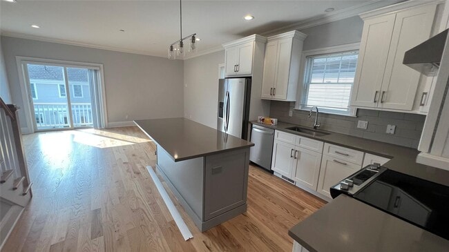 property at 234-236 Gainsborg Ave E