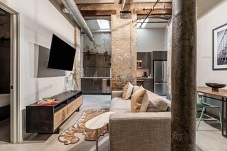 315 Girod St in New Orleans, LA - Building Photo - Building Photo