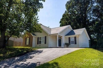 2513 Hemby Woods Dr in Charlotte, NC - Building Photo - Building Photo