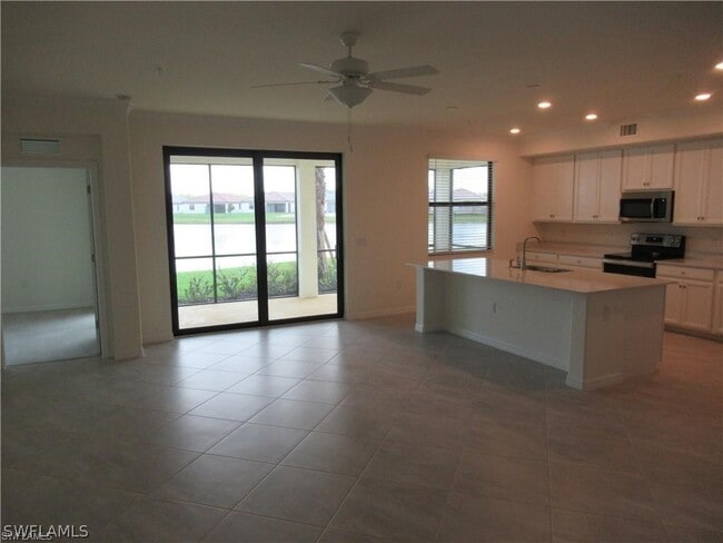 property at 12032 Hawthorn Lake Dr