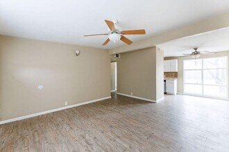 2107 48th St in Lubbock, TX - Building Photo - Building Photo