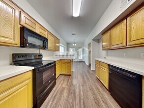 1481 Apenzell Ln in Lewisville, TX - Building Photo - Building Photo