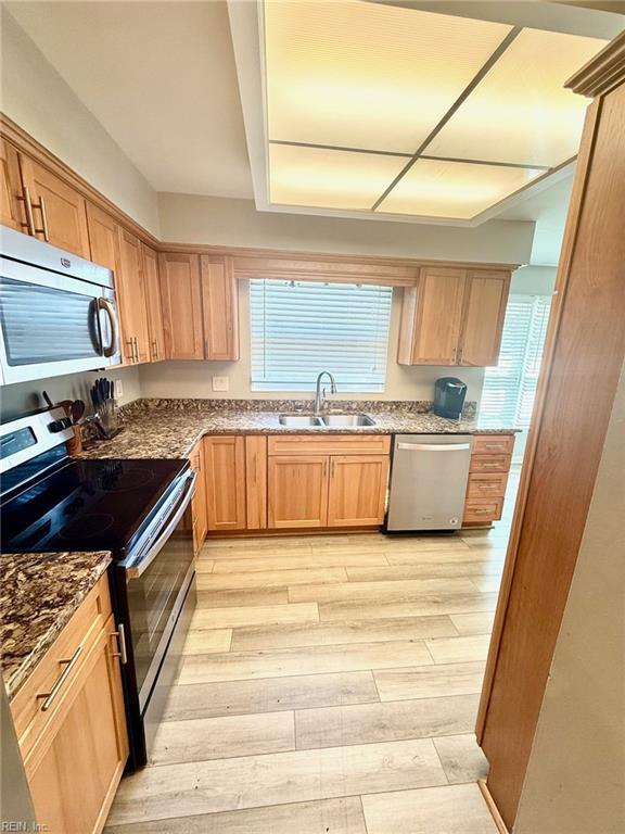 1007 Brandon Quay in Chesapeake, VA - Building Photo - Building Photo