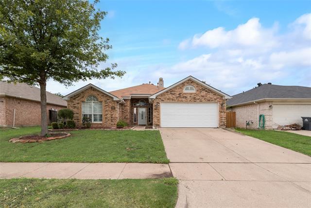 property at 323 Crestview Dr