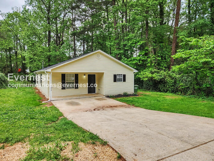 234 Elm Pl in Monroe, GA - Building Photo