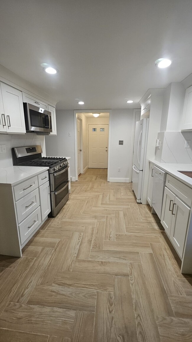 property at 28 Foch St