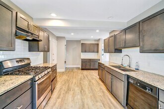 133 Fiske St in Waterbury, CT - Building Photo - Building Photo