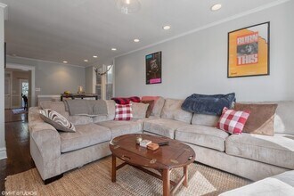 2224 W Melrose St in Chicago, IL - Building Photo - Building Photo