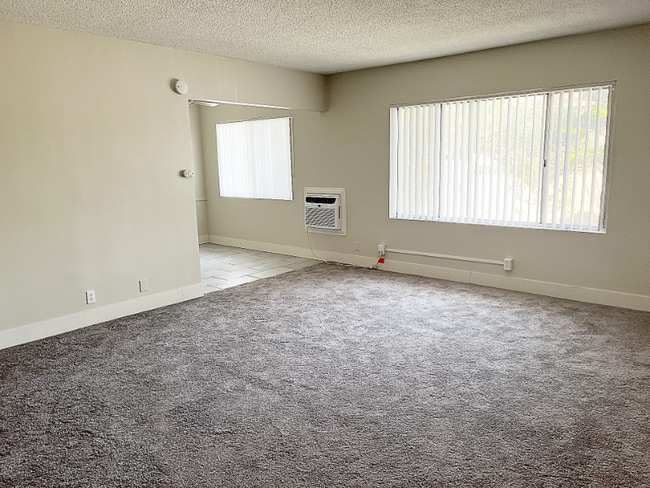 721 Cordova St in Pasadena, CA - Foto de edificio - Building Photo