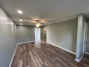 101 Lake Hunter Dr in Lakeland, FL - Building Photo - Building Photo