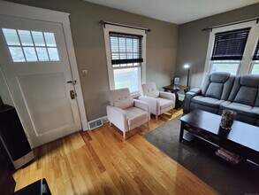 58 Superior Ave in Newington, CT - Building Photo - Building Photo