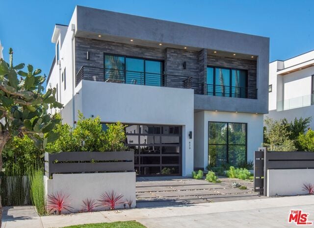 829 N Cherokee Ave in Los Angeles, CA - Building Photo - Building Photo