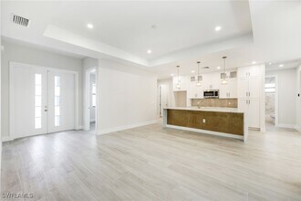 4672 25th Ave SW in Naples, FL - Building Photo - Building Photo