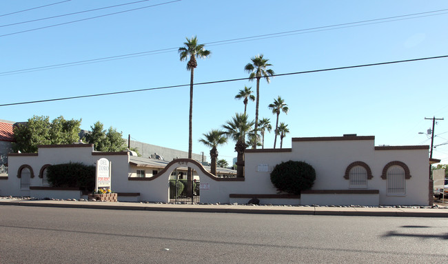 Del Toro in Tempe, AZ - Building Photo - Building Photo