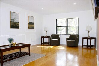 3201 Bartlett St in Spring Hill, FL - Building Photo - Building Photo