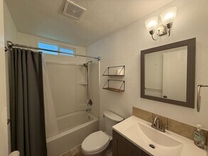 14713 47th Ave W in Lynnwood, WA - Building Photo - Building Photo