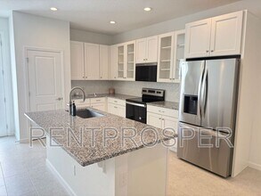 13925 Easdale Aly in Winter Garden, FL - Building Photo - Building Photo