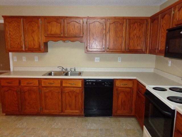 5767 Kuykendall Dr in Southaven, MS - Building Photo - Building Photo