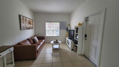 2159 Siena Terrace in Hollywood, FL - Building Photo - Building Photo