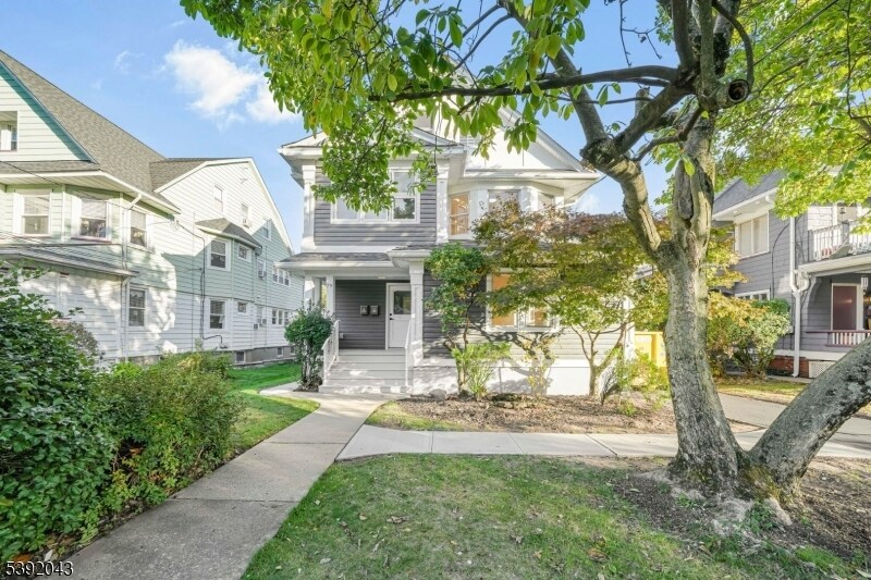 79 Central Ave in Montclair, NJ - Building Photo