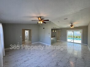 4372 Lamson Ave in Spring Hill, FL - Building Photo - Building Photo