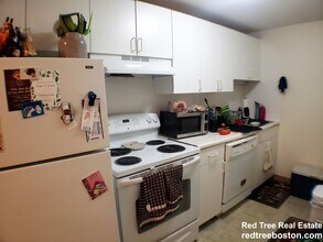 122 Dustin St in Boston, MA - Building Photo - Building Photo