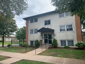 Main Street Apartment Homes in Minneapolis, MN - Foto de edificio - Building Photo