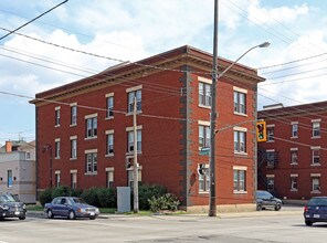 515 Main St E in Hamilton, ON - Building Photo - Building Photo